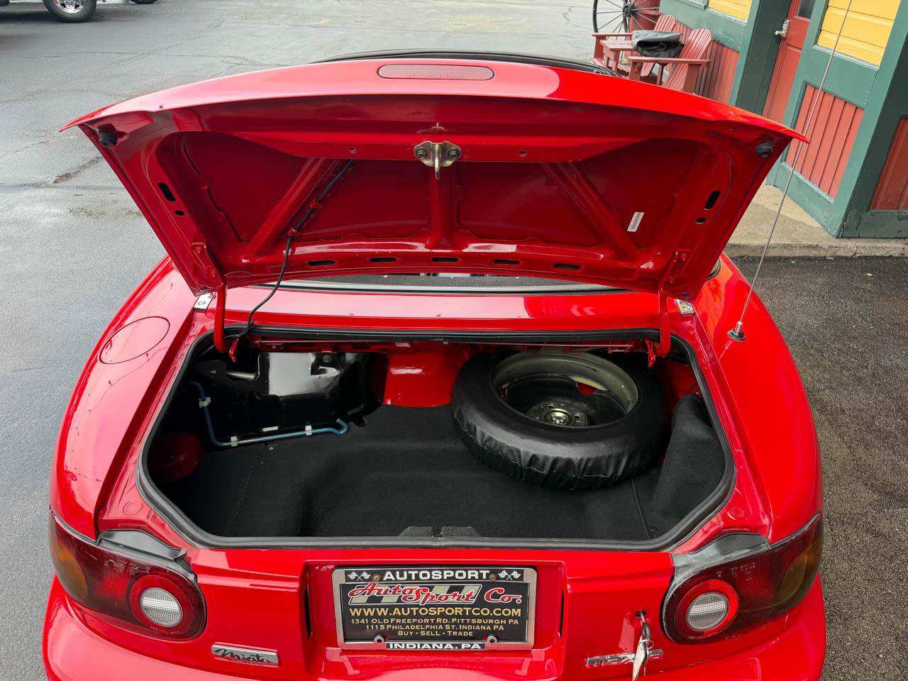 Used 1990 MAZDA MX-5 Miata RWD image 28