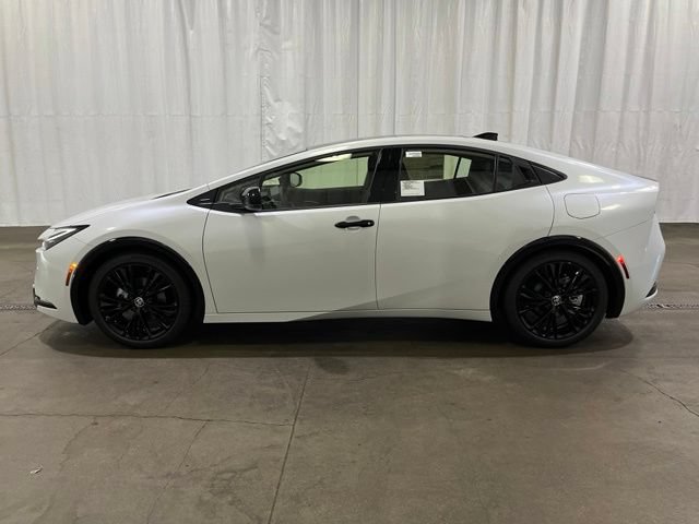 New 2026 Toyota Prius Plug-In Hybrid FWD image 6