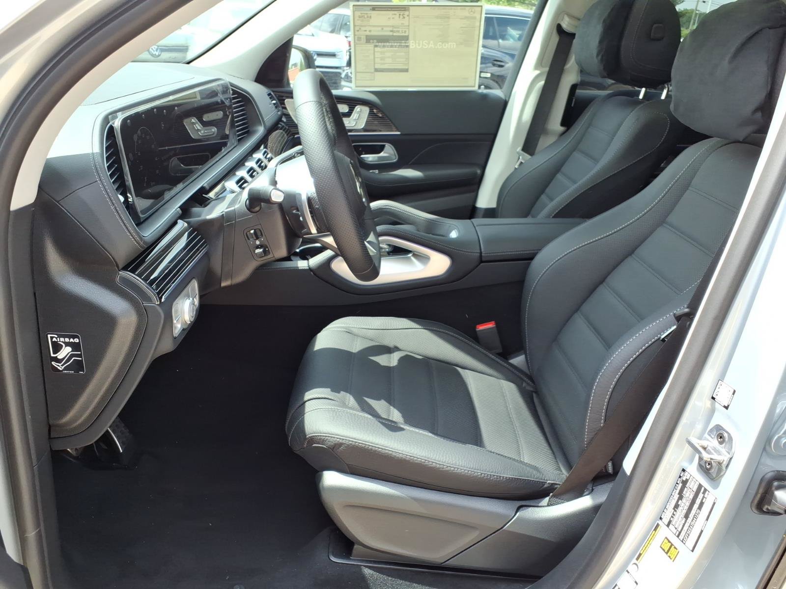 New 2026 Mercedes-Benz GLS 450 4MATIC image 4