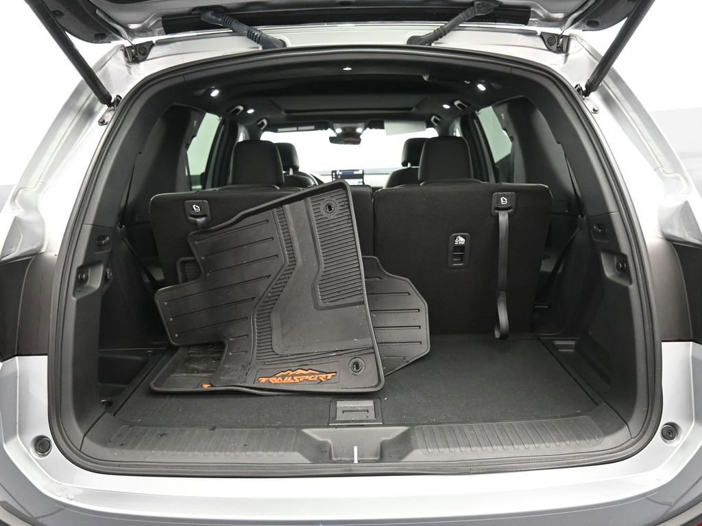 Used 2025 Honda Pilot TrailSport image 23