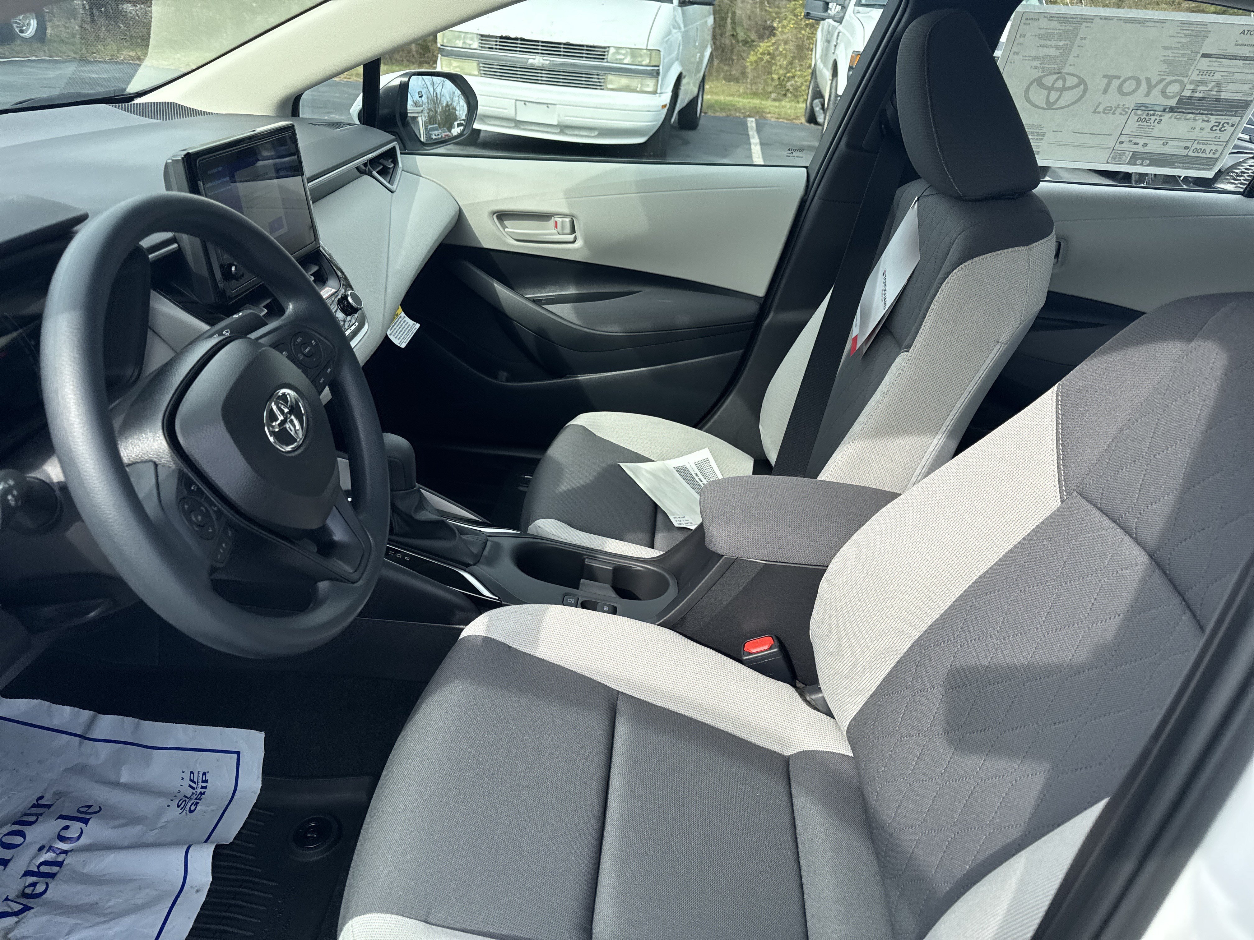 New 2026 Toyota Corolla LE FWD image 13