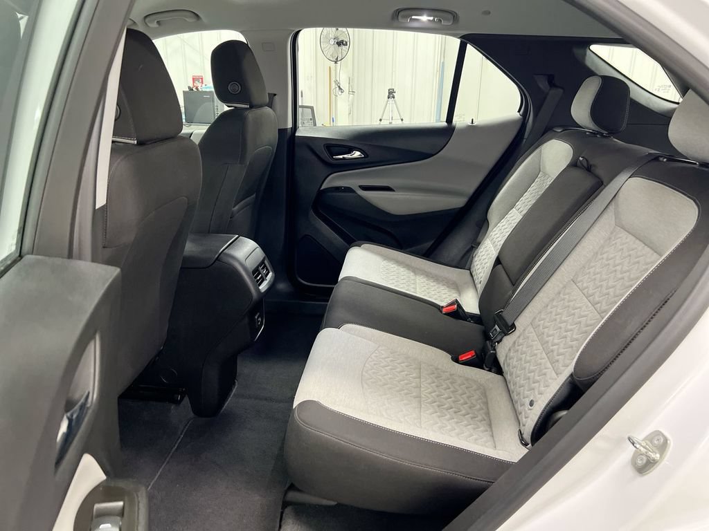 Used 2023 Chevrolet Equinox LS AWD/4WD image 22