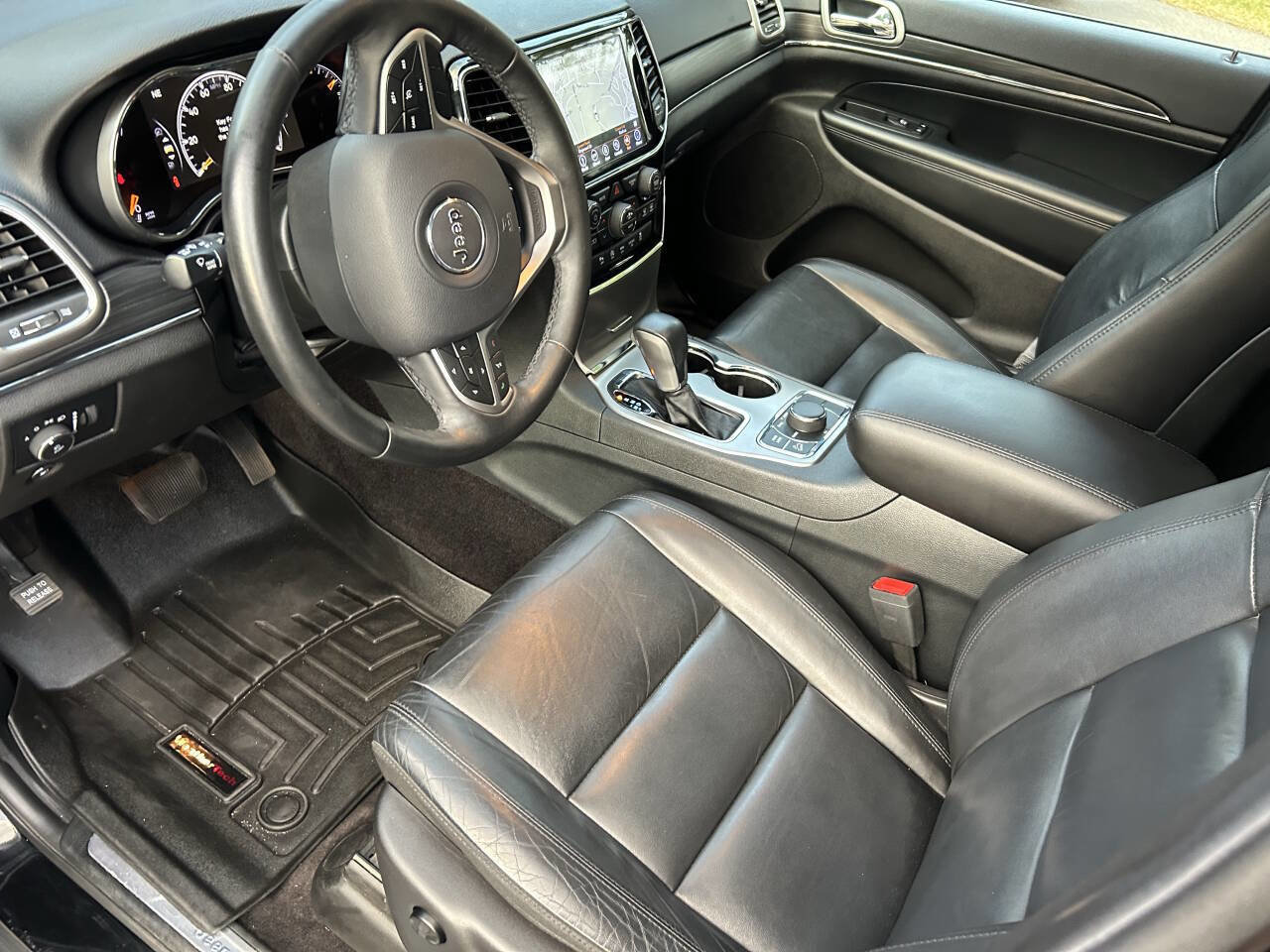 Used 2019 Jeep Grand Cherokee Limited AWD/4WD image 17