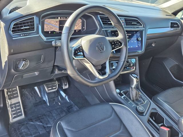Used 2024 Volkswagen Tiguan SEL R-Line AWD/4WD image 10