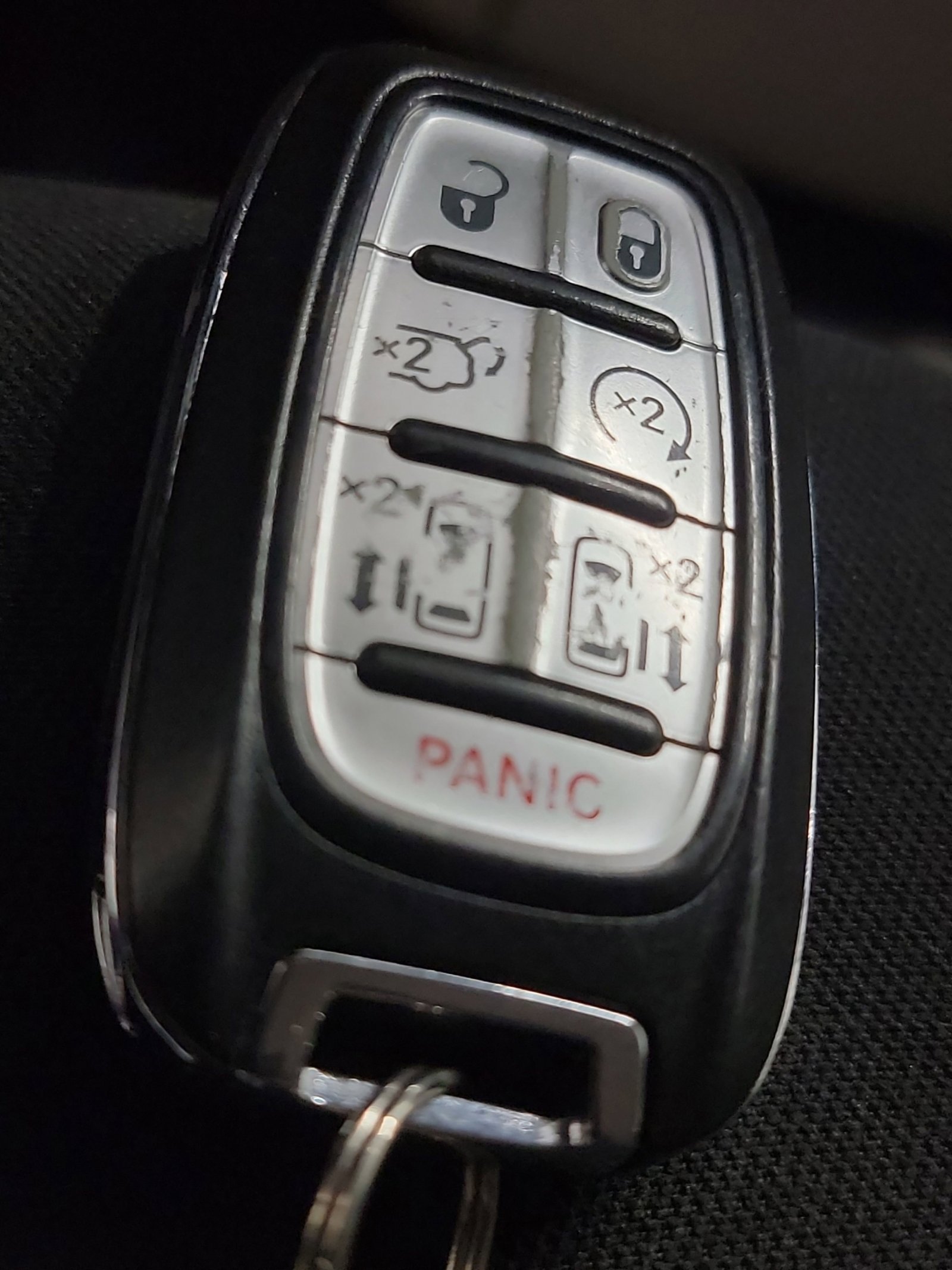 Used 2018 Chrysler Pacifica Touring Plus image 31