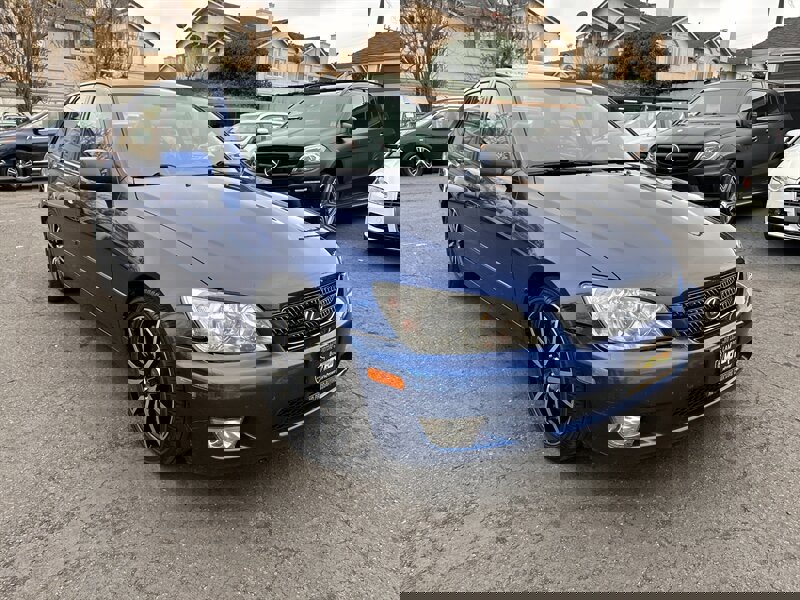 Used 2002 Lexus IS 300 RWD image 3