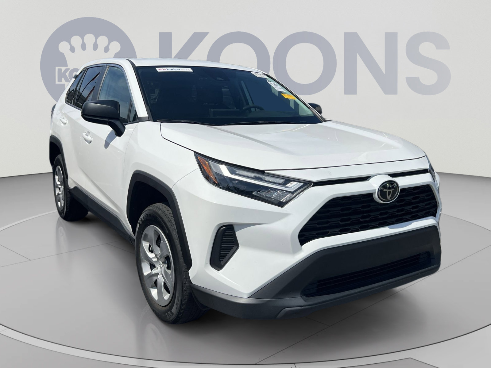 Used 2025 Toyota RAV4 LE AWD/4WD image 5