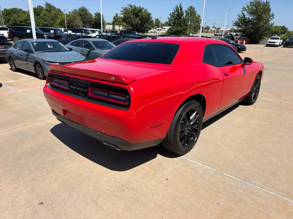 Used 2022 Dodge Challenger GT AWD/4WD image 5