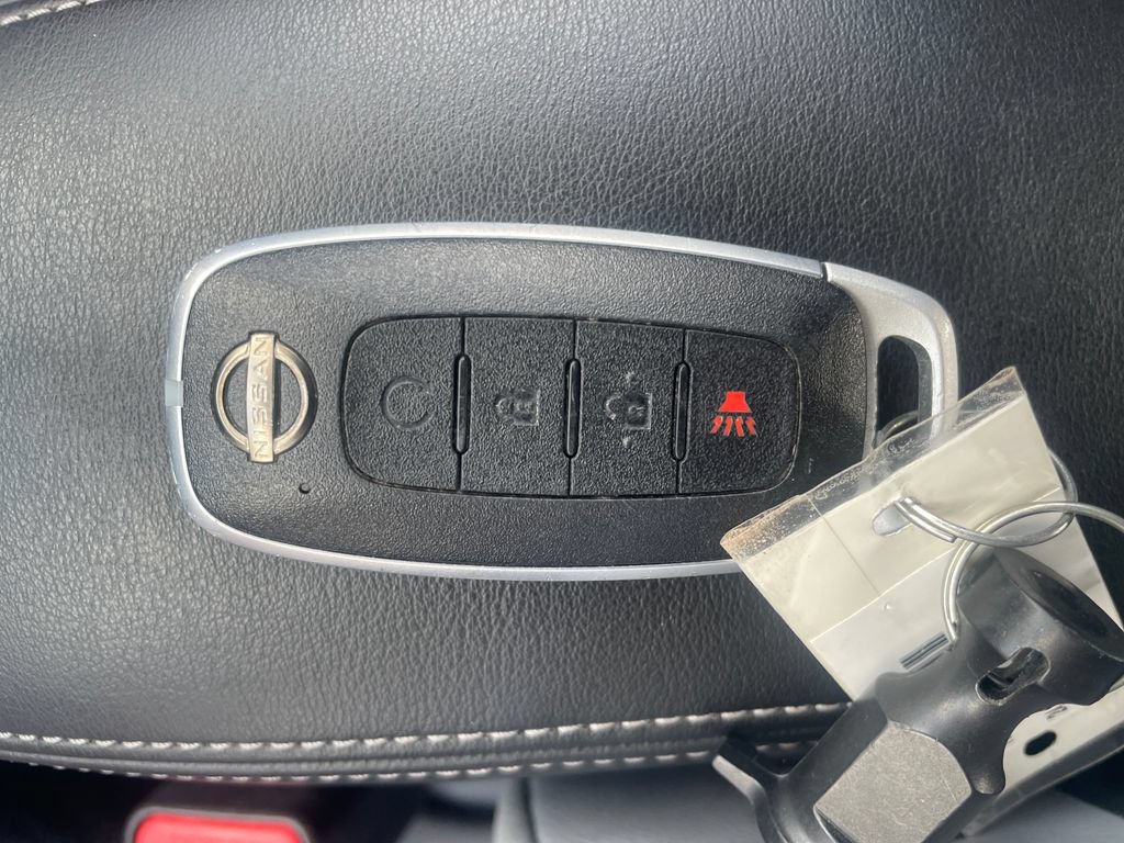 Certified 2024 Nissan Kicks SR w/ SR Premium Package FWD image 29