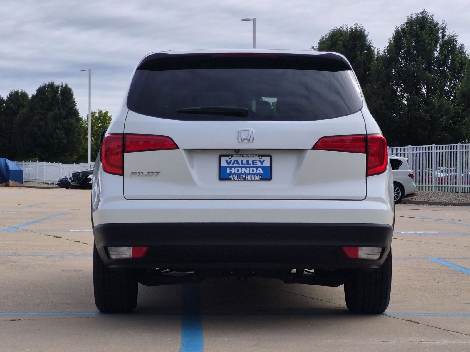 Used 2016 Honda Pilot LX image 8
