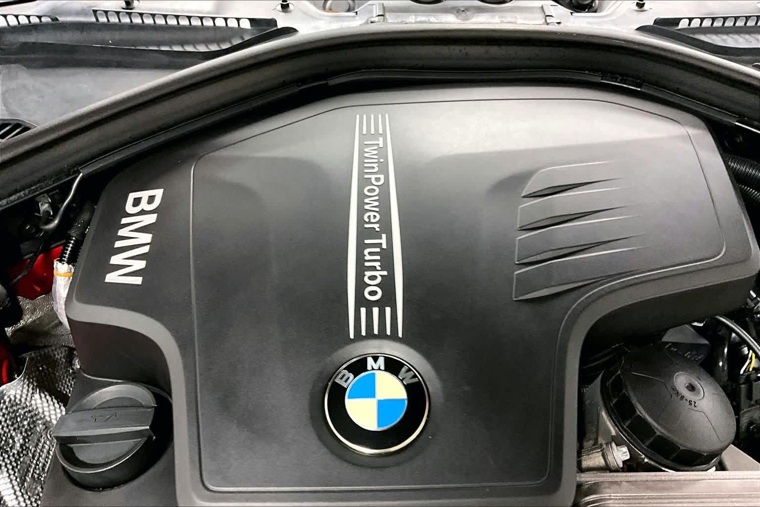 Used 2016 BMW 328i Sedan RWD image 32