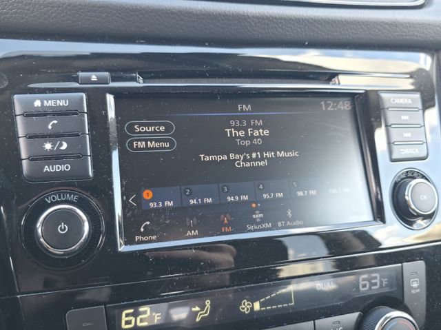 Used 2020 Nissan Rogue SV image 17