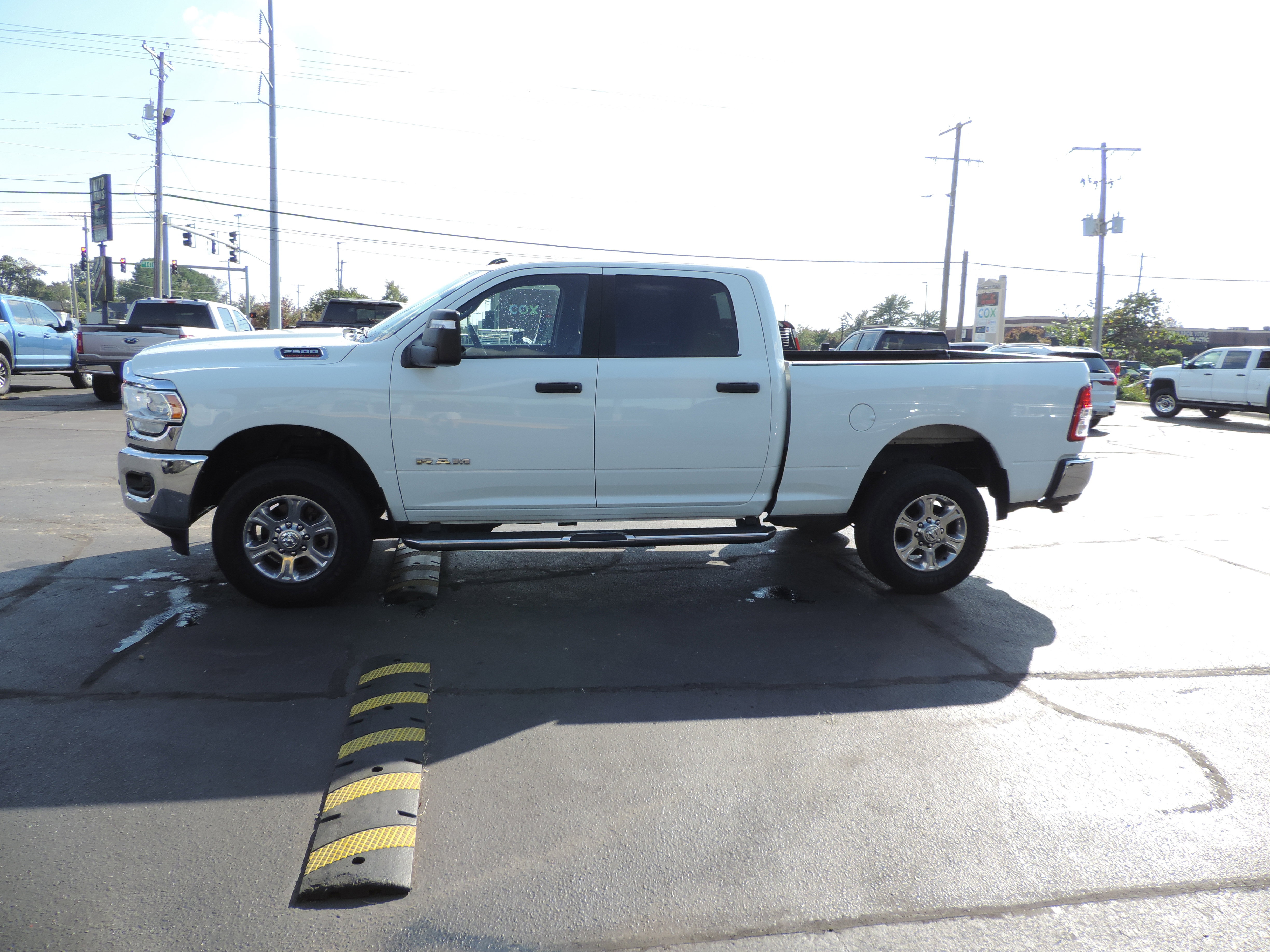 Used 2024 RAM 2500 Big Horn w/ Bed Utility Group image 2