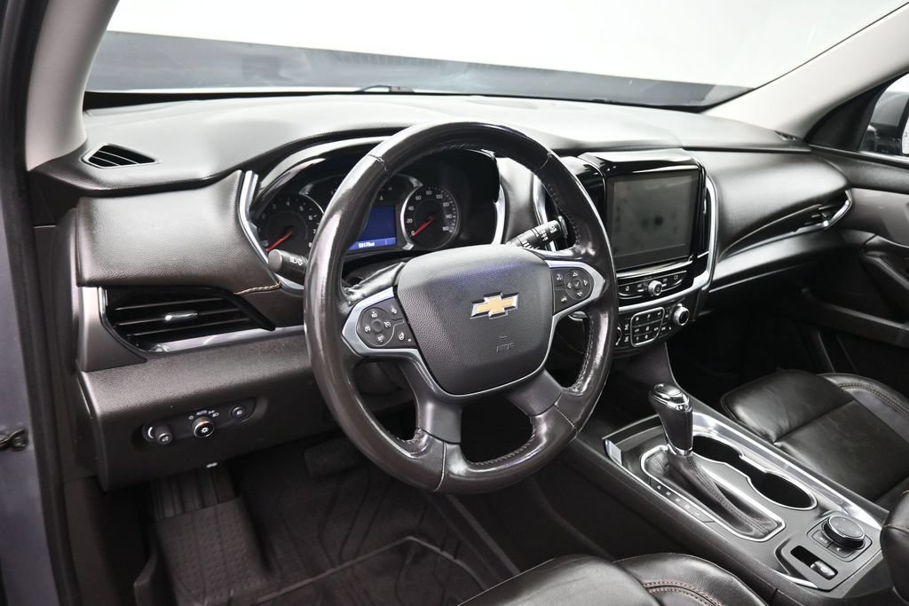 Used 2020 Chevrolet Traverse LT w/ LT Premium Package AWD/4WD image 15