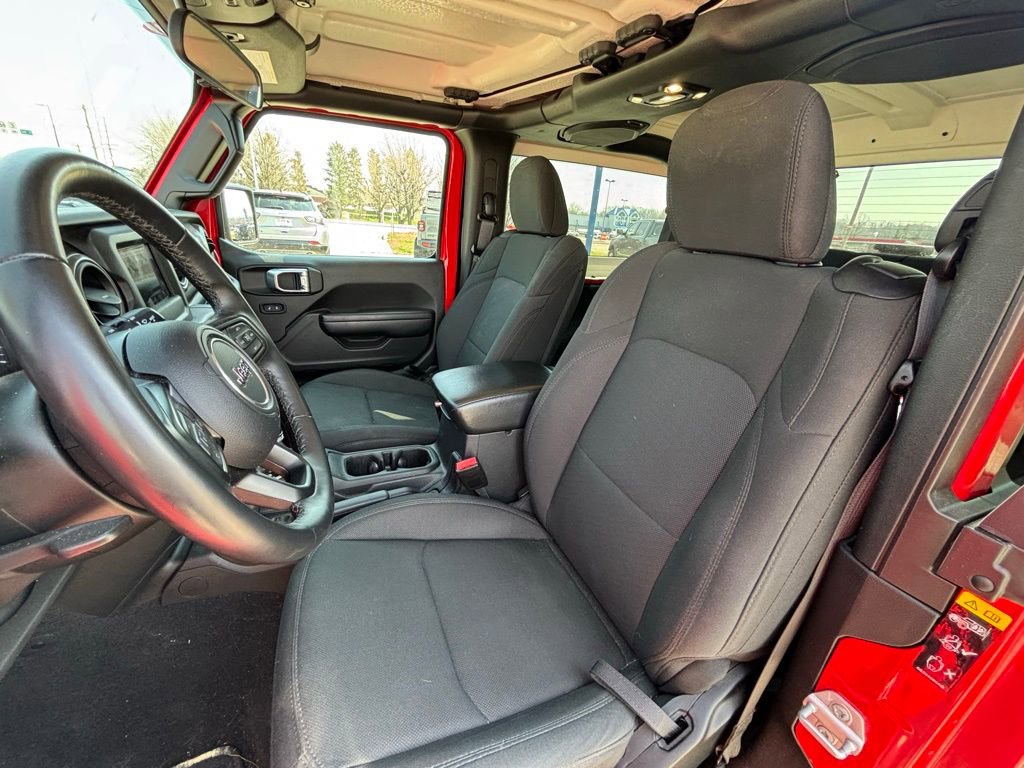 Used 2021 Jeep Wrangler Sport image 9