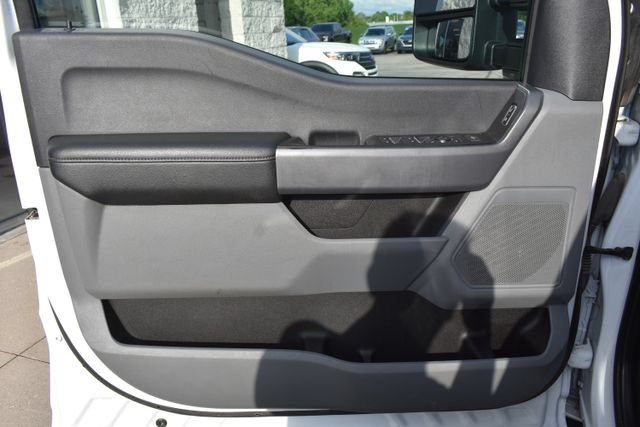 Used 2023 Ford F450 XLT w/ Camper Package AWD/4WD image 17
