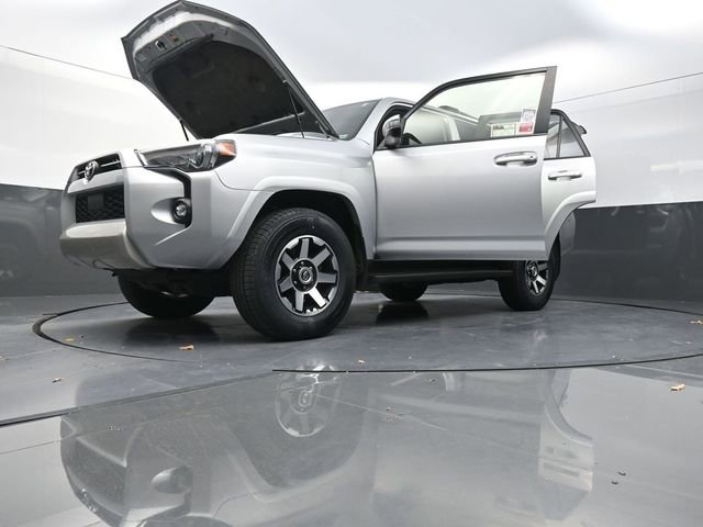 Used 2024 Toyota 4Runner TRD Off-Road image 29