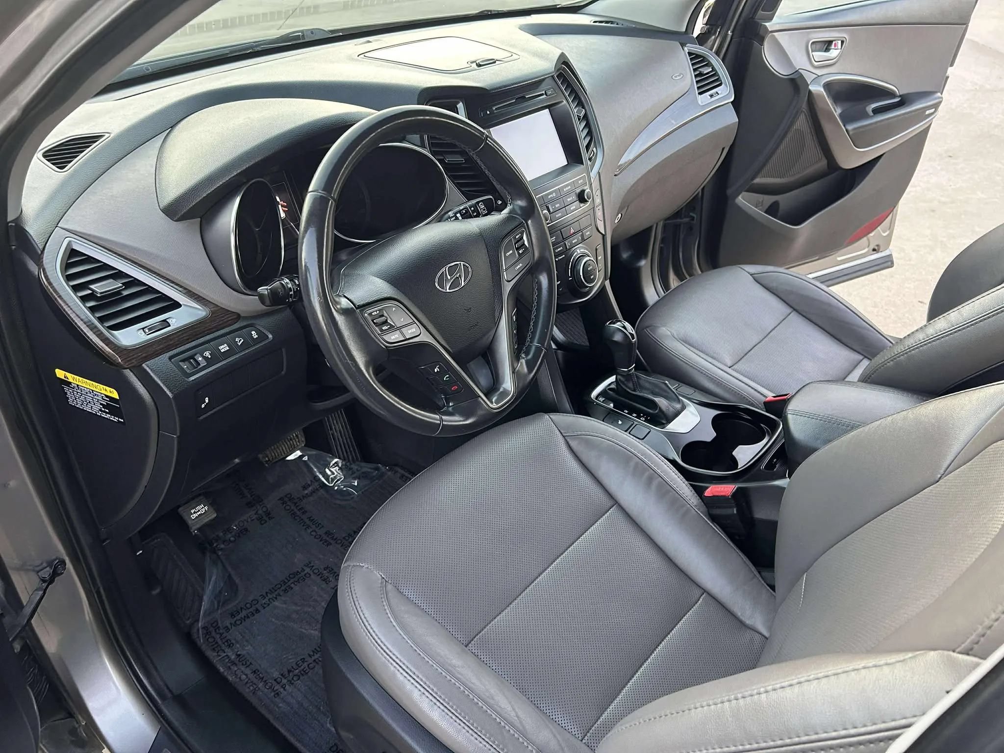 Used 2017 Hyundai Santa Fe Sport FWD image 19