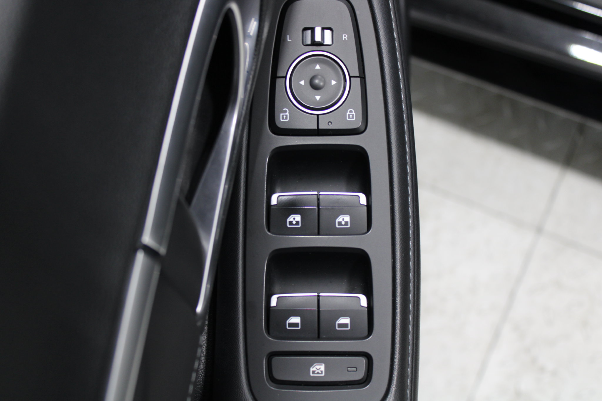 Used 2022 Hyundai Sonata Limited FWD image 44