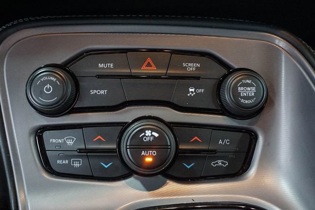 Used 2023 Dodge Challenger SXT image 19