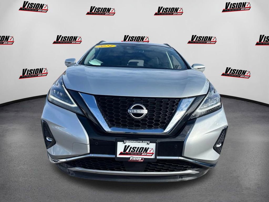 Used 2024 Nissan Murano SV image 2