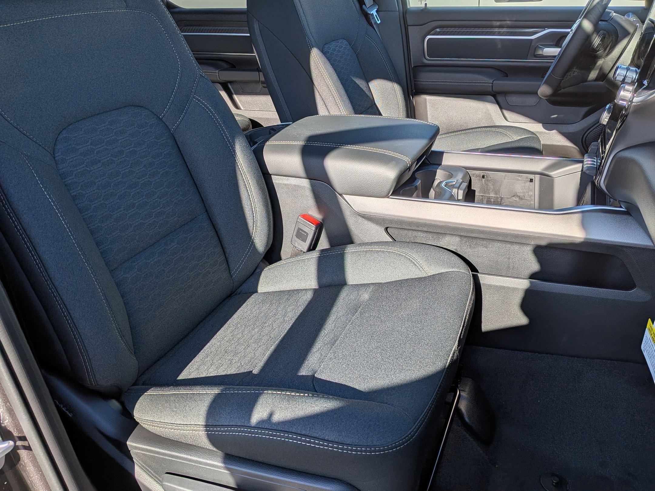 New 2026 RAM 1500 4x4 Crew Cab image 34