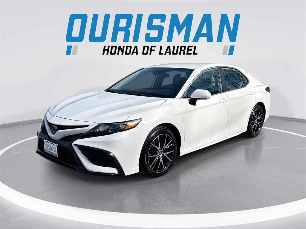 Used 2023 Toyota Camry SE