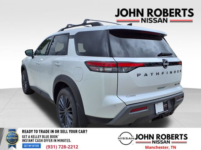 New 2026 Nissan Pathfinder SL image 3