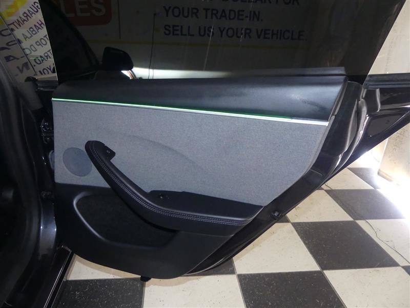 Used 2025 Tesla Model 3 Long Range RWD image 23