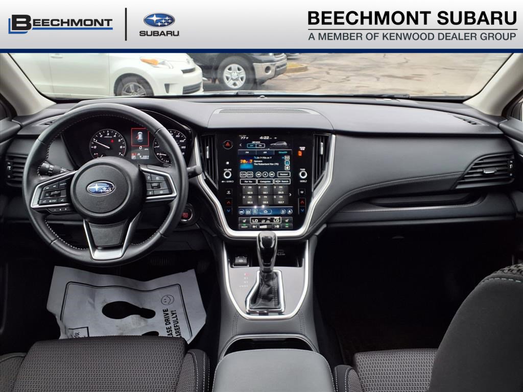 Used 2025 Subaru Outback Premium image 9