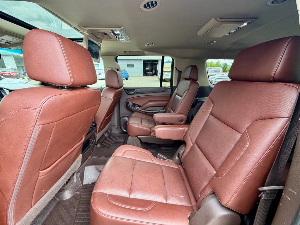 Used 2020 Chevrolet Suburban Premier AWD/4WD image 22