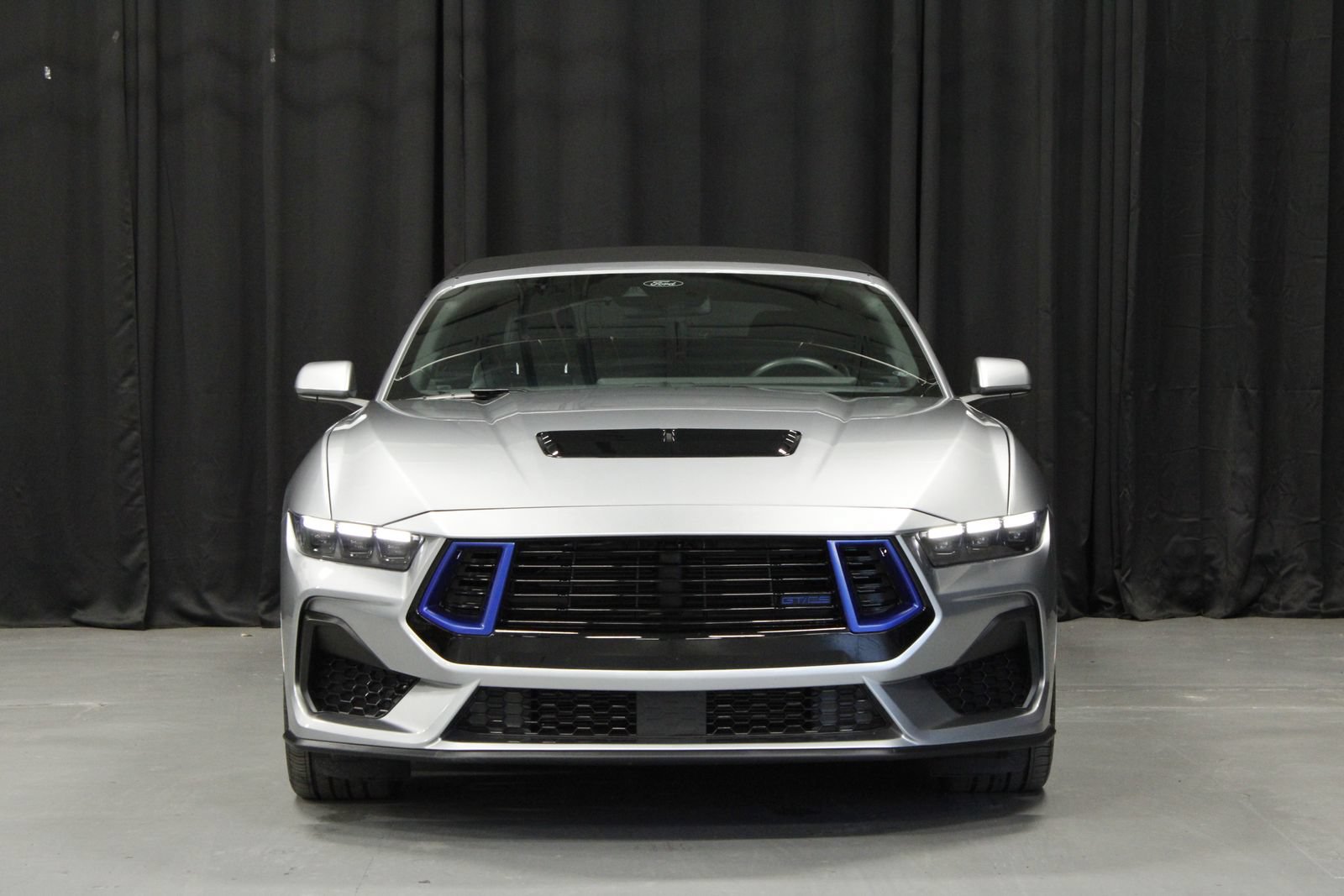 Used 2025 Ford Mustang GT Premium w/ California Special Package RWD image 8