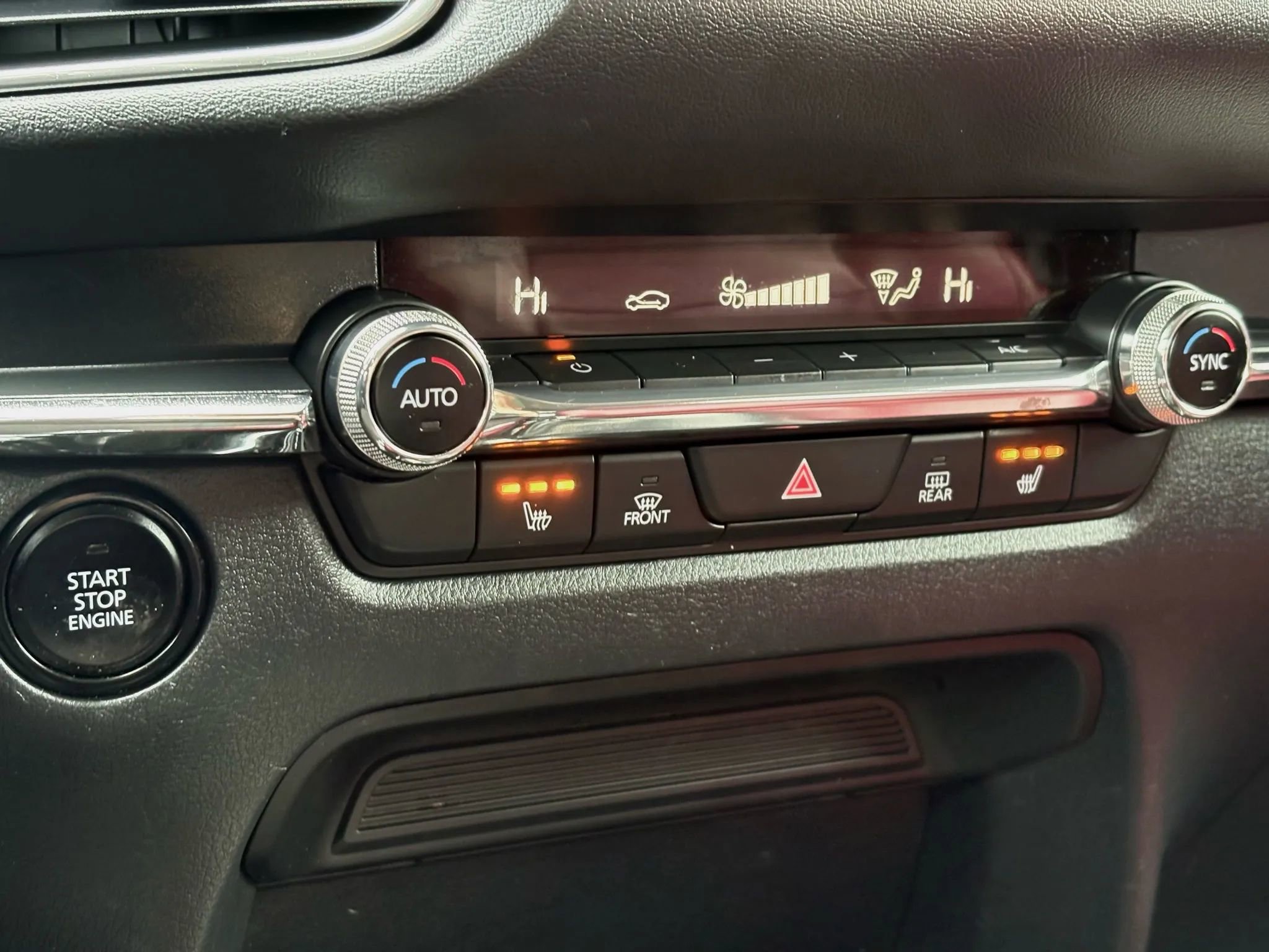 Used 2022 MAZDA CX-30 AWD 2.5 S w/ Preferred Package image 22