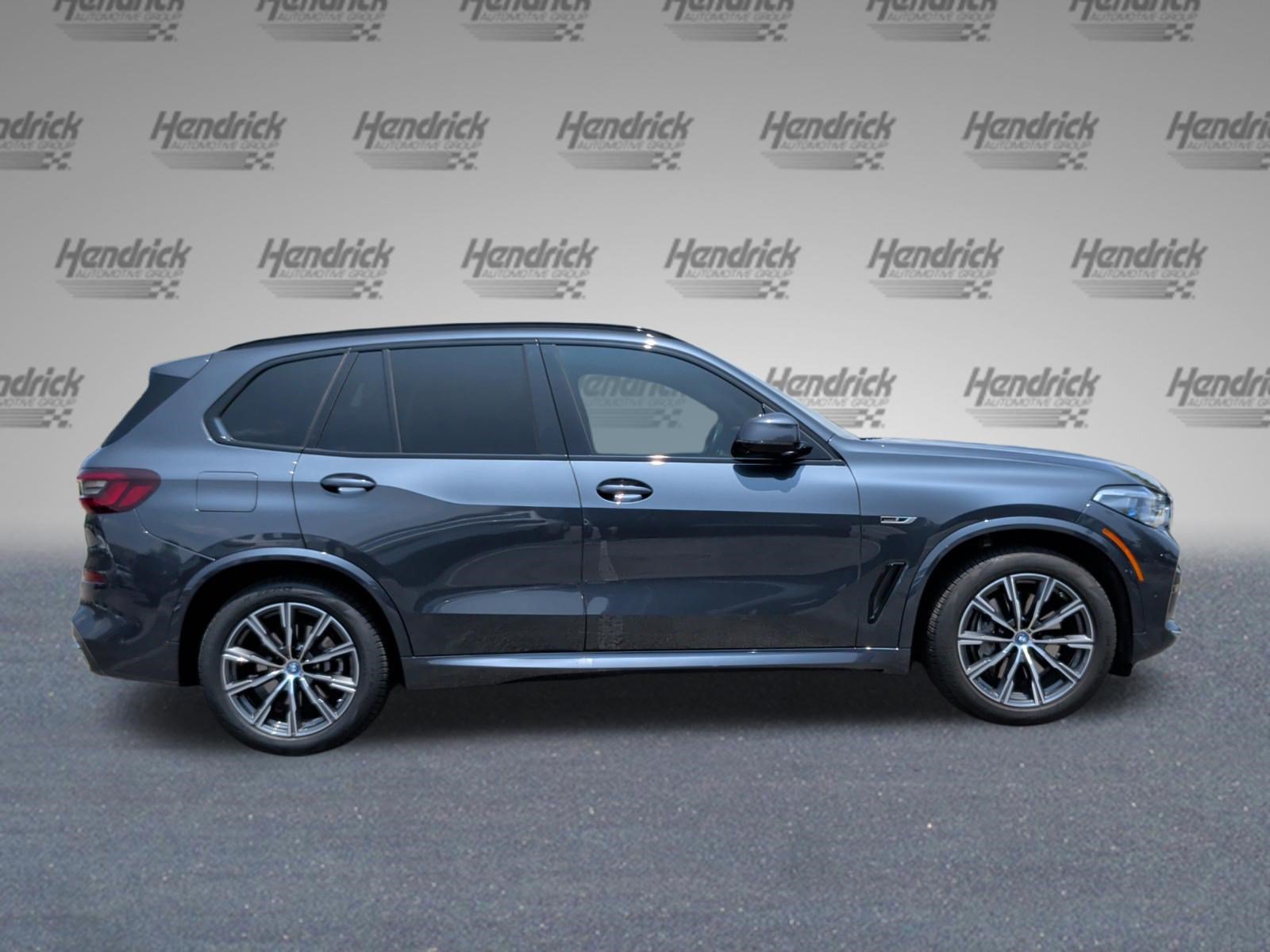 Used 2022 BMW X5 xDrive45e w/ M Sport Package AWD/4WD image 6