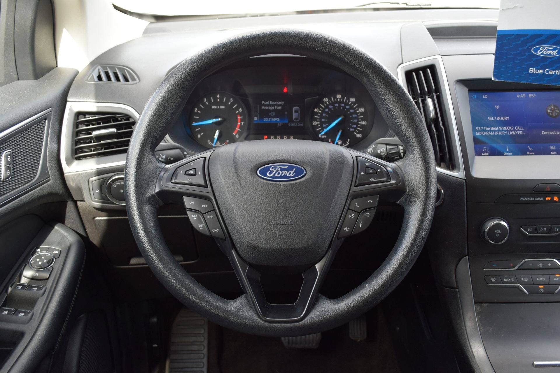 Certified 2020 Ford Edge SE image 8