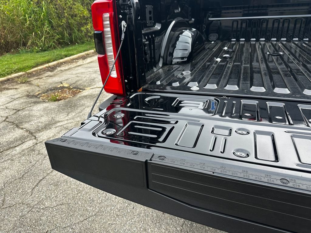 New 2025 Ford F250 King Ranch w/ Chrome Package image 57
