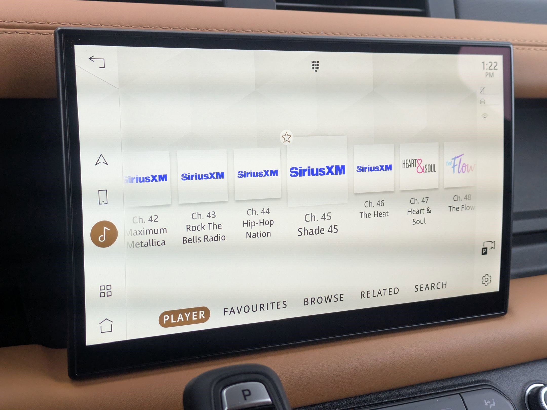 Certified 2023 Land Rover Defender 110 image 21