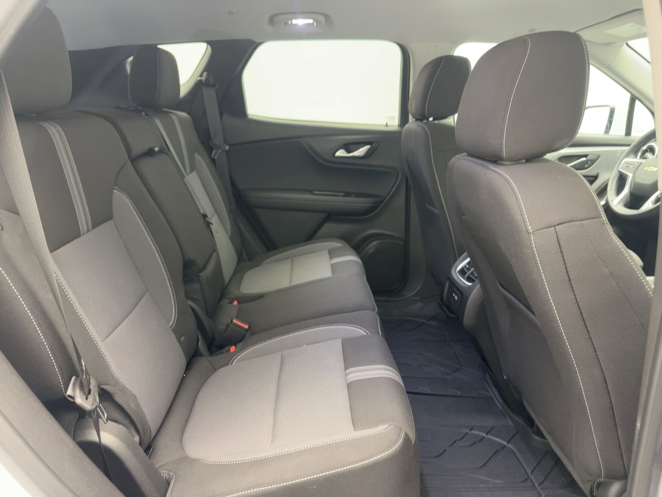 Certified 2024 Chevrolet Blazer LT w/ Convenience Package image 29