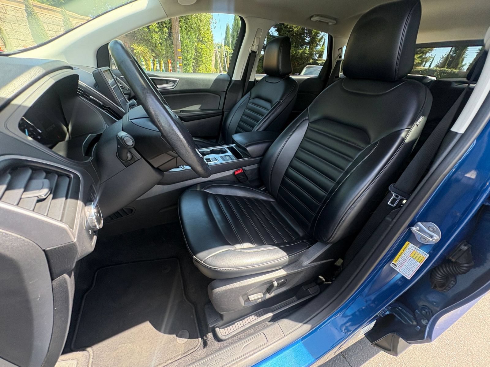 Used 2024 Ford Edge SEL AWD/4WD image 37
