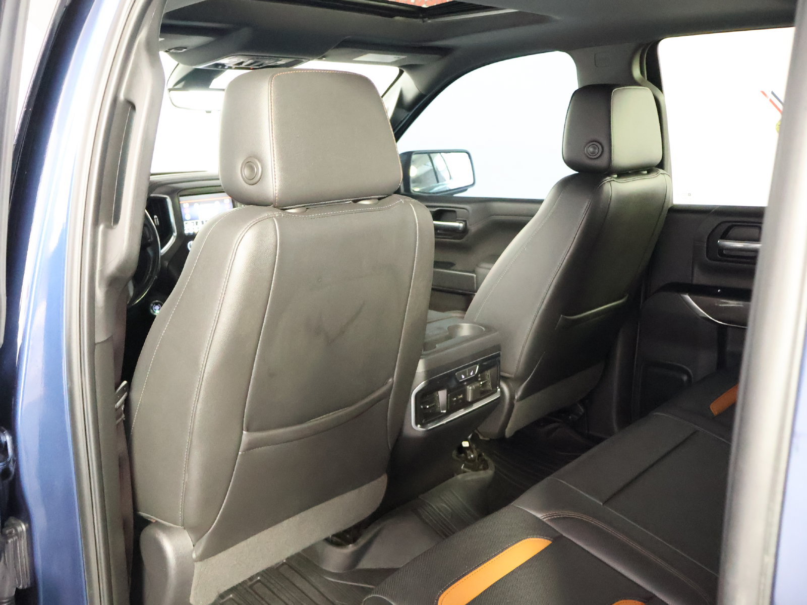 Used 2019 GMC Sierra 1500 AT4 w/ AT4 Premium Package AWD/4WD image 47