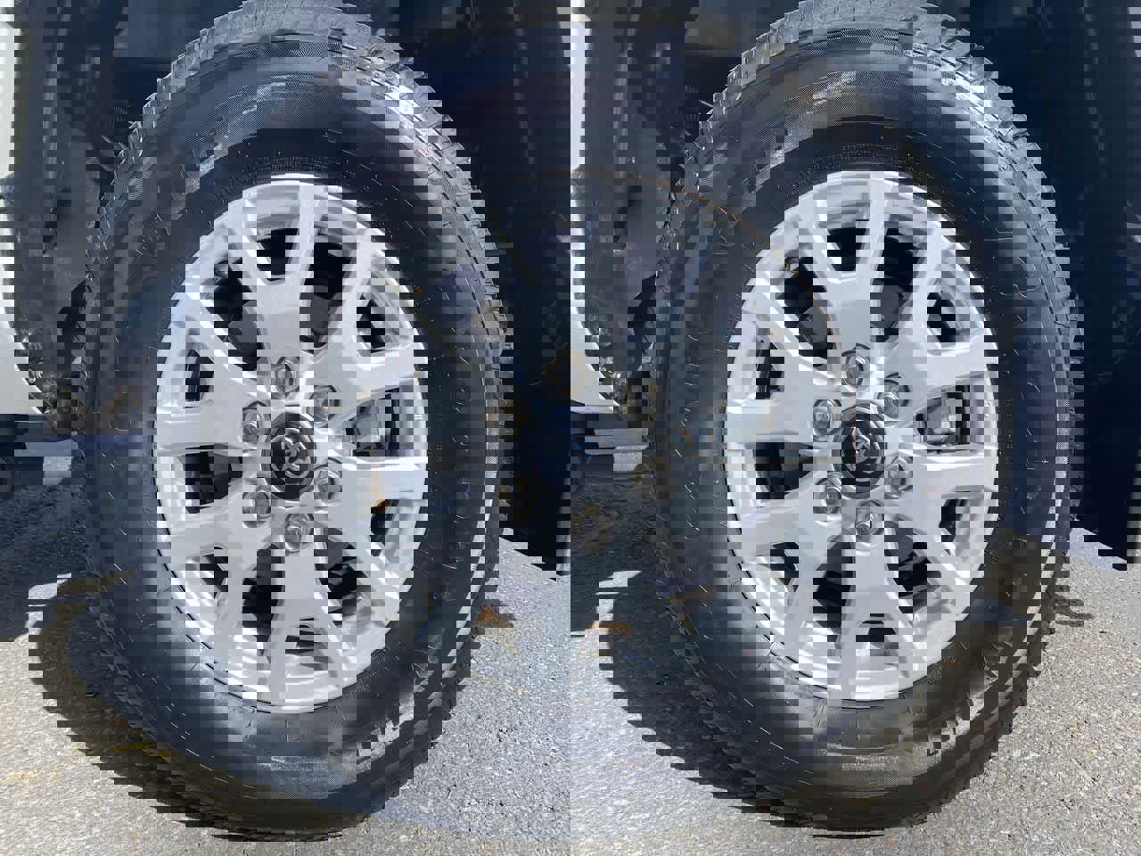 Certified 2024 Toyota Tacoma SR5 AWD/4WD image 20