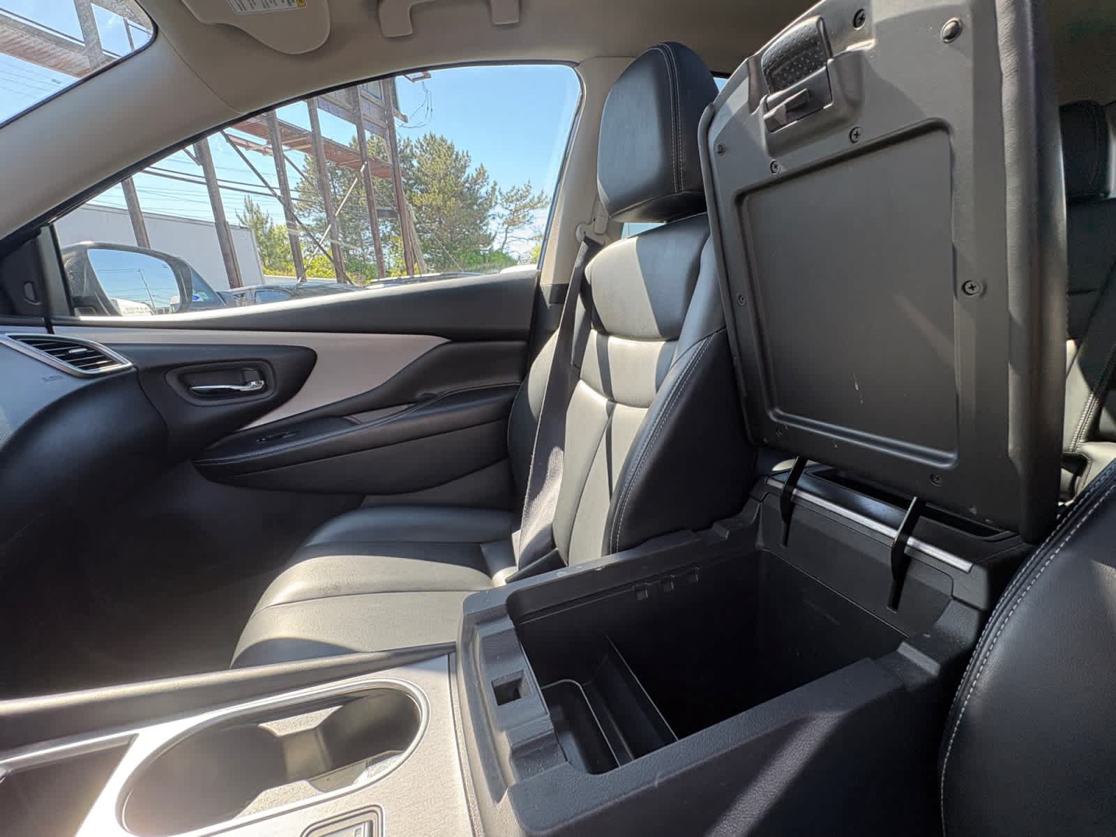 Used 2024 Nissan Murano SV AWD/4WD image 33