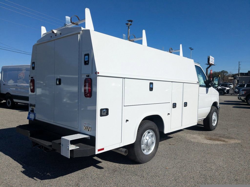 New 2026 Ford E-350 and Econoline 350 Super Duty w/ Power Equipment Group video 4