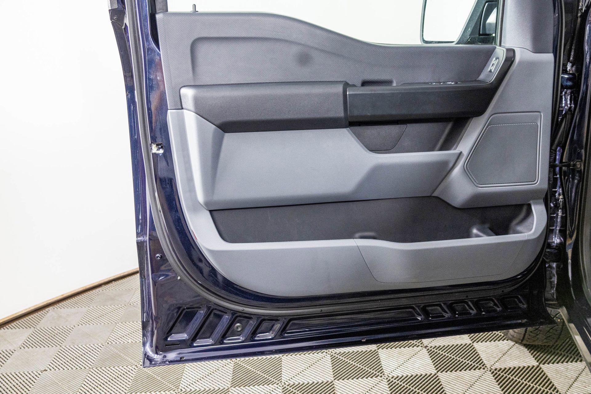 Used 2024 Ford F150 XL image 14