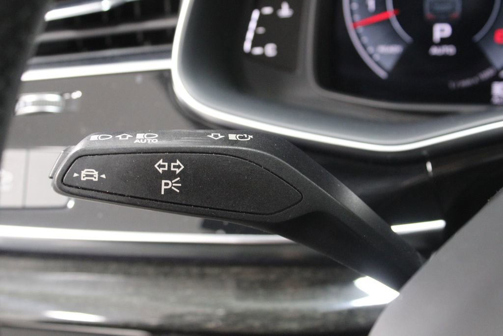 Used 2023 Audi Q7 3.0T Premium Plus image 26