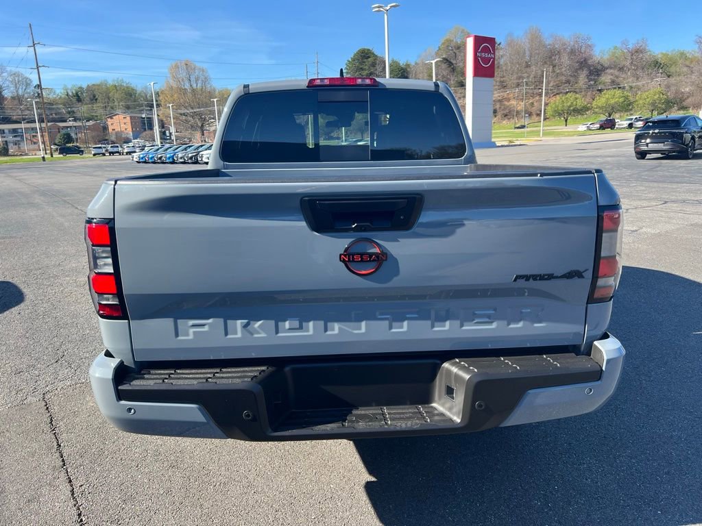 Used 2024 Nissan Frontier PRO-4X w/ Technology Package AWD/4WD image 8