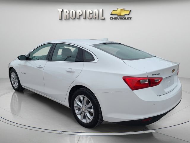 Used 2025 Chevrolet Malibu LT FWD image 3