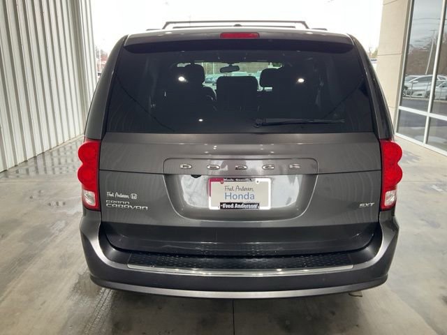 Used 2016 Dodge Grand Caravan SXT image 20