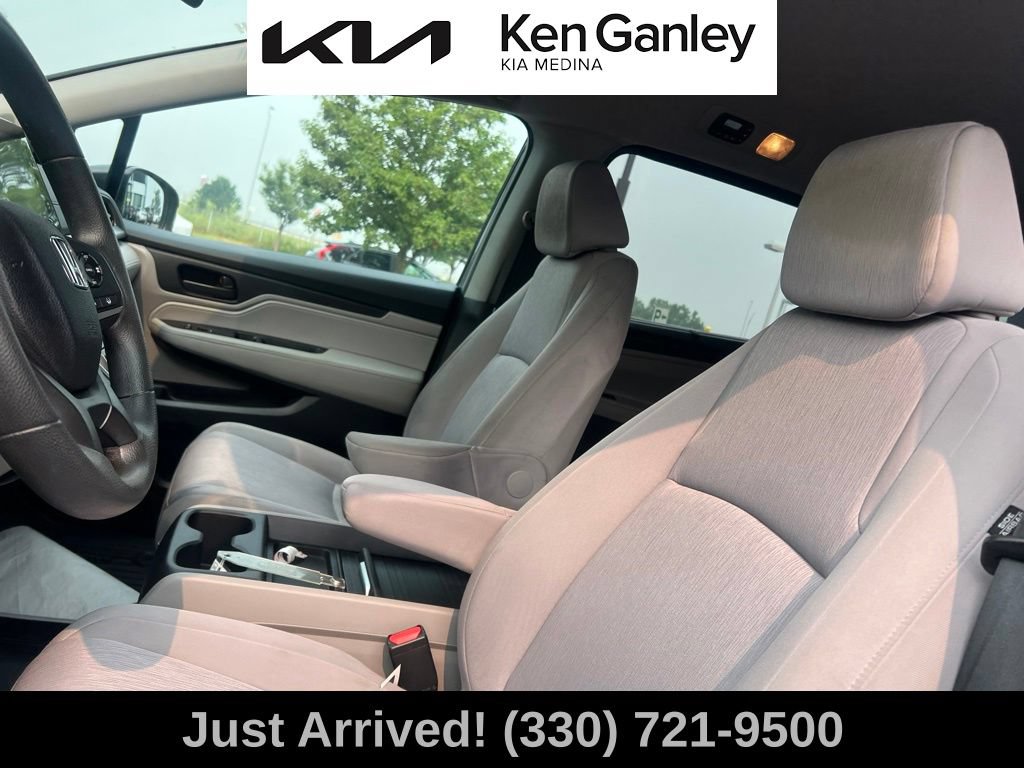 Used 2019 Honda Odyssey EX image 11
