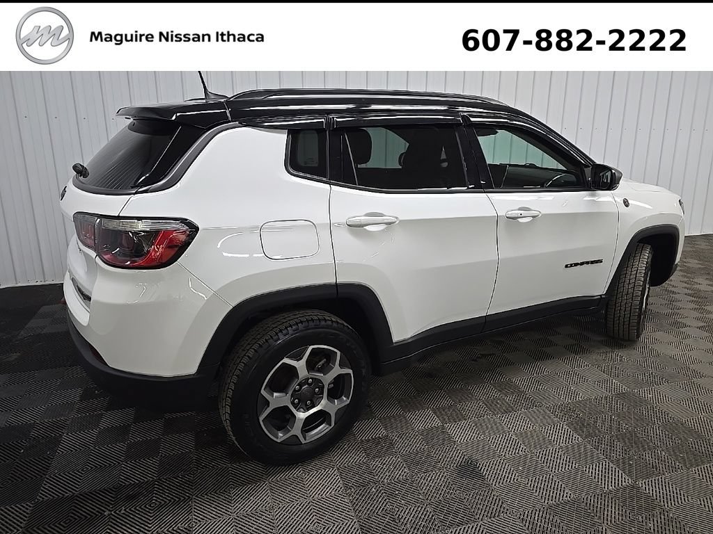 Used 2022 Jeep Compass Trailhawk w/ Trailhawk Convenience Group AWD/4WD image 4